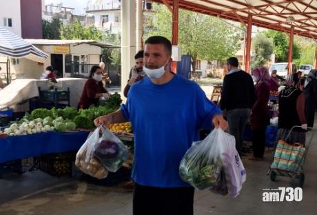 【新冠肺炎】確診及死亡病例創單日新高  土耳其宵禁兩天民眾搶購物資