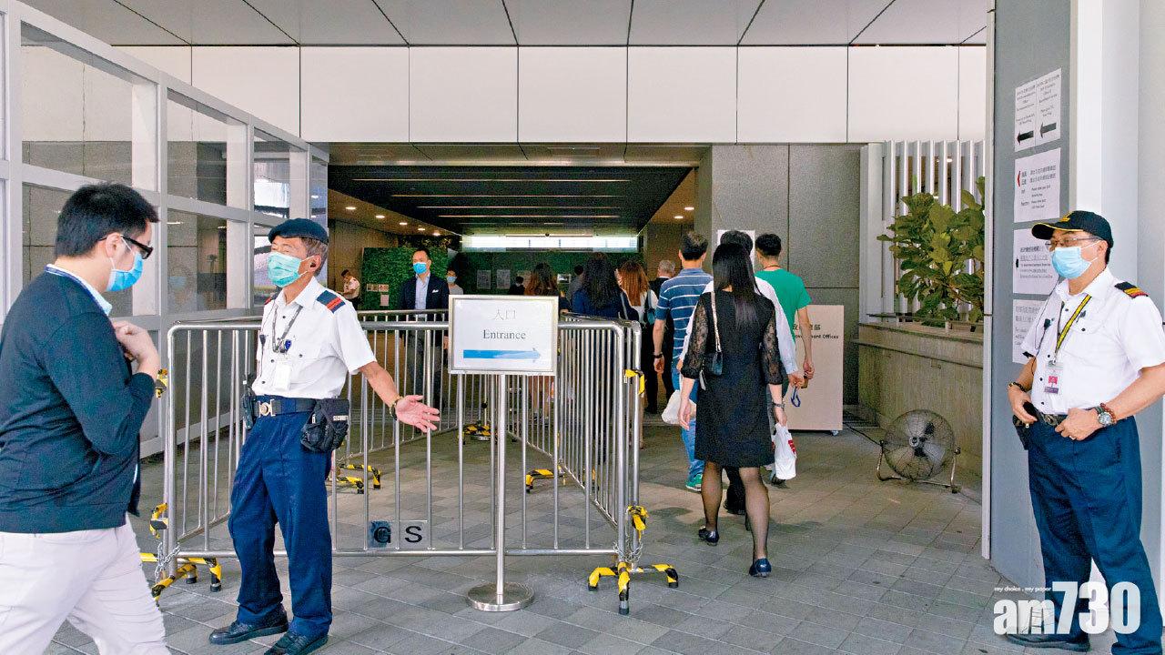 公務員凍薪一年 華員會擬退出薪趨會