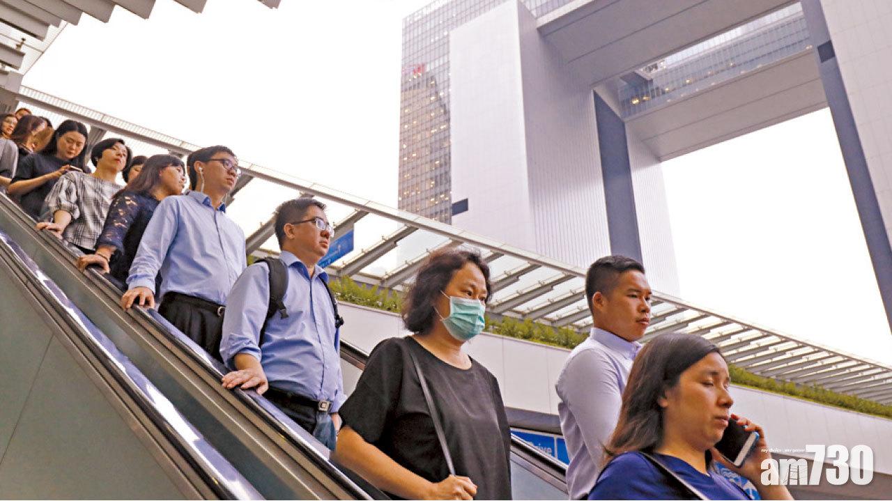 擁護政府 公務員宣誓效忠特區 新入職須簽署確認