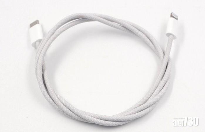 Apple終於肯更新iPhone充電線？