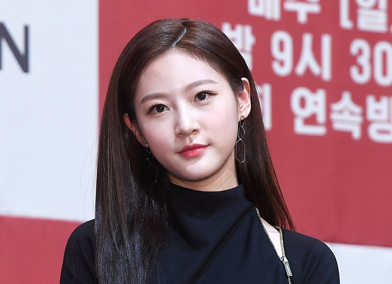 【咁都好爭？】排名不及朴慧秀 金賽綸辭演《Dear M》