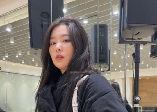 【韓潮指標】Red Velvet瑟琪被讚識襯衫