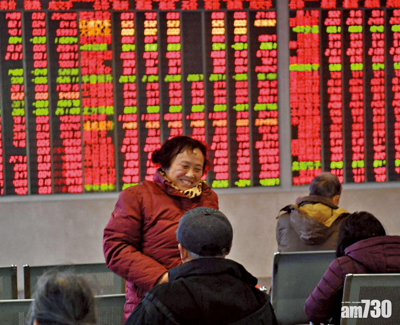 狂撈制裁股 港股通周吸702億 騰訊中移佔逾半