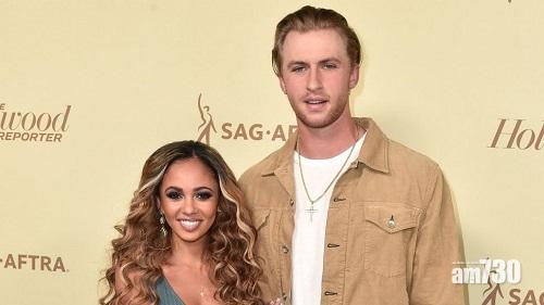 美劇《河谷鎮》｜女星Vanessa Morgan為前夫誕B