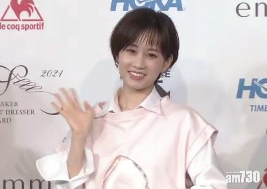 傳離婚現身｜前田敦子除婚戒講囝囝