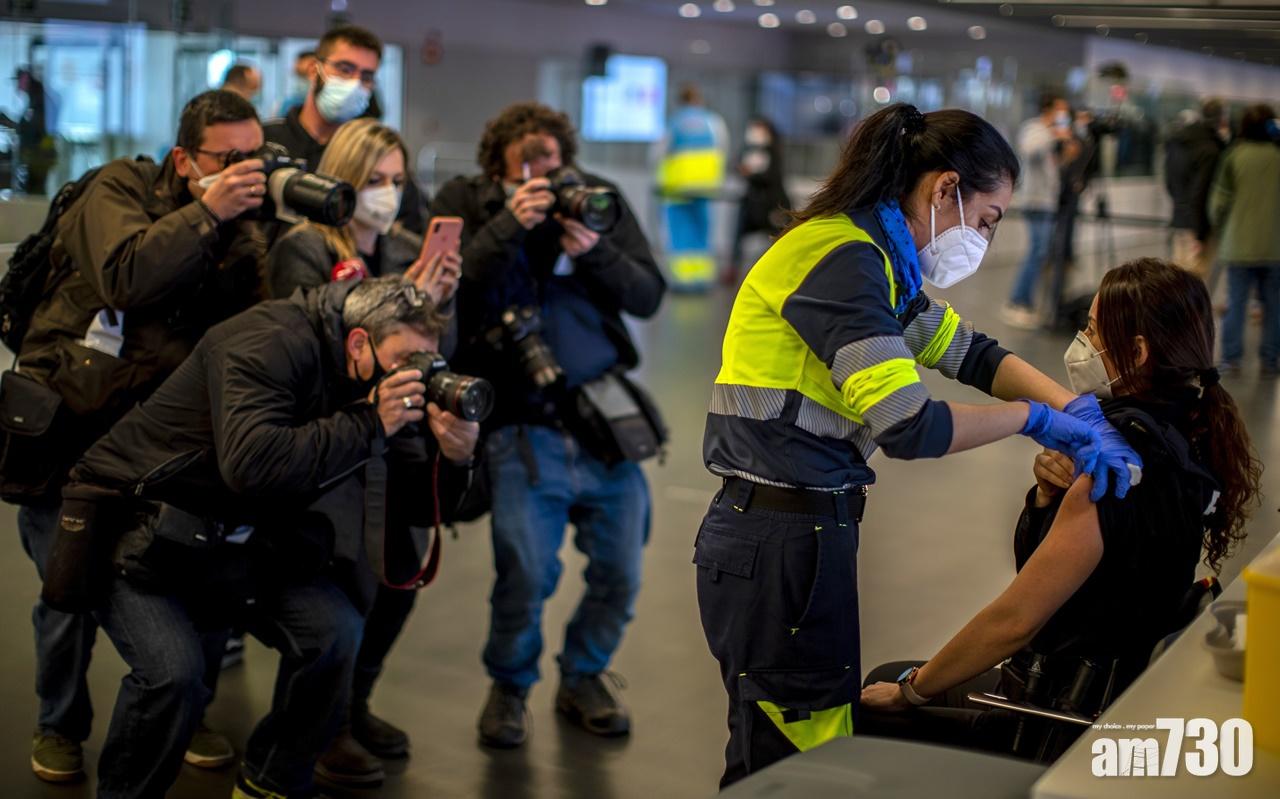 新冠疫苗｜17國停用阿斯利康疫苗  歐藥管局︰仍堅信利大於弊