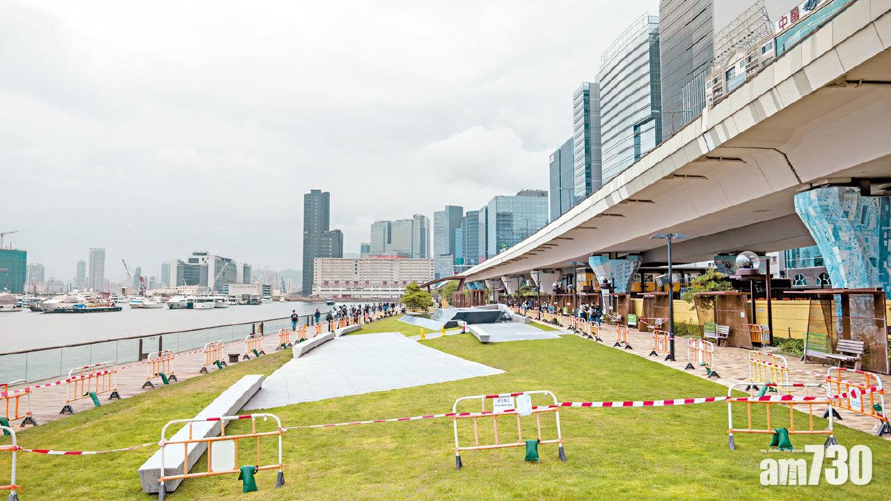 啟用5日 疑因梘液致現泡沫 觀塘海濱音樂噴泉再圍封