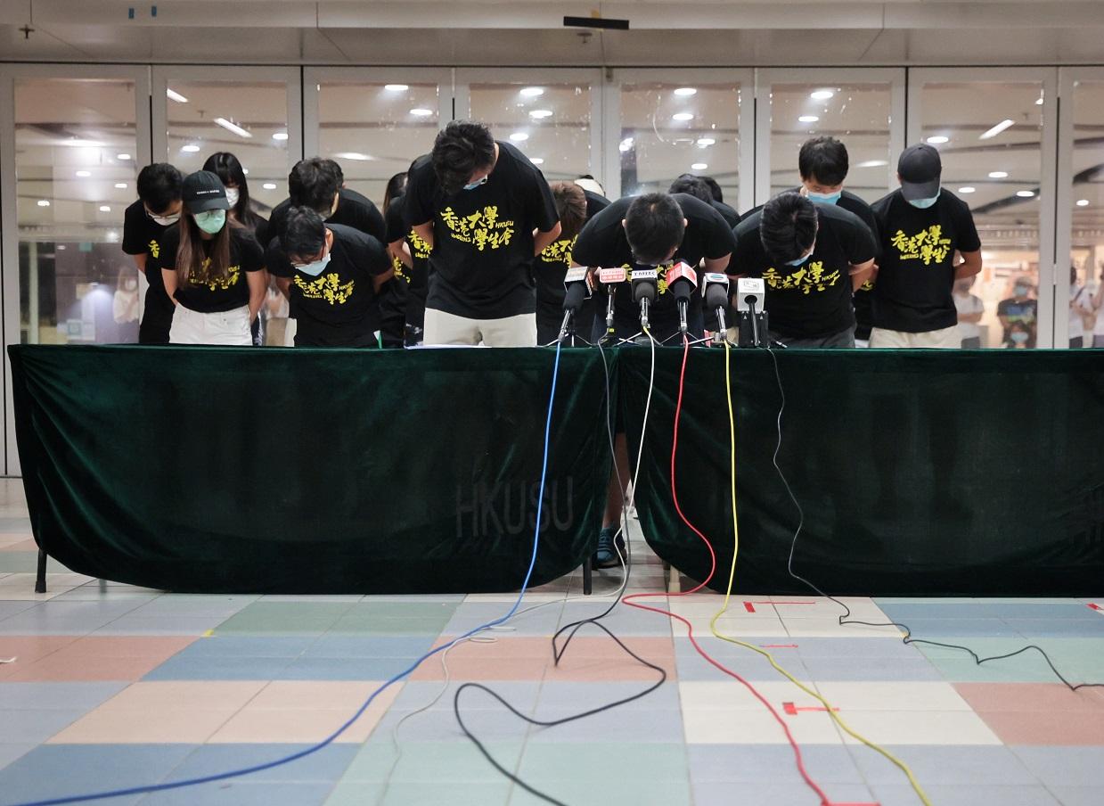 七一刺警｜港大電郵「三問」評議會學生　以作考慮禁足令