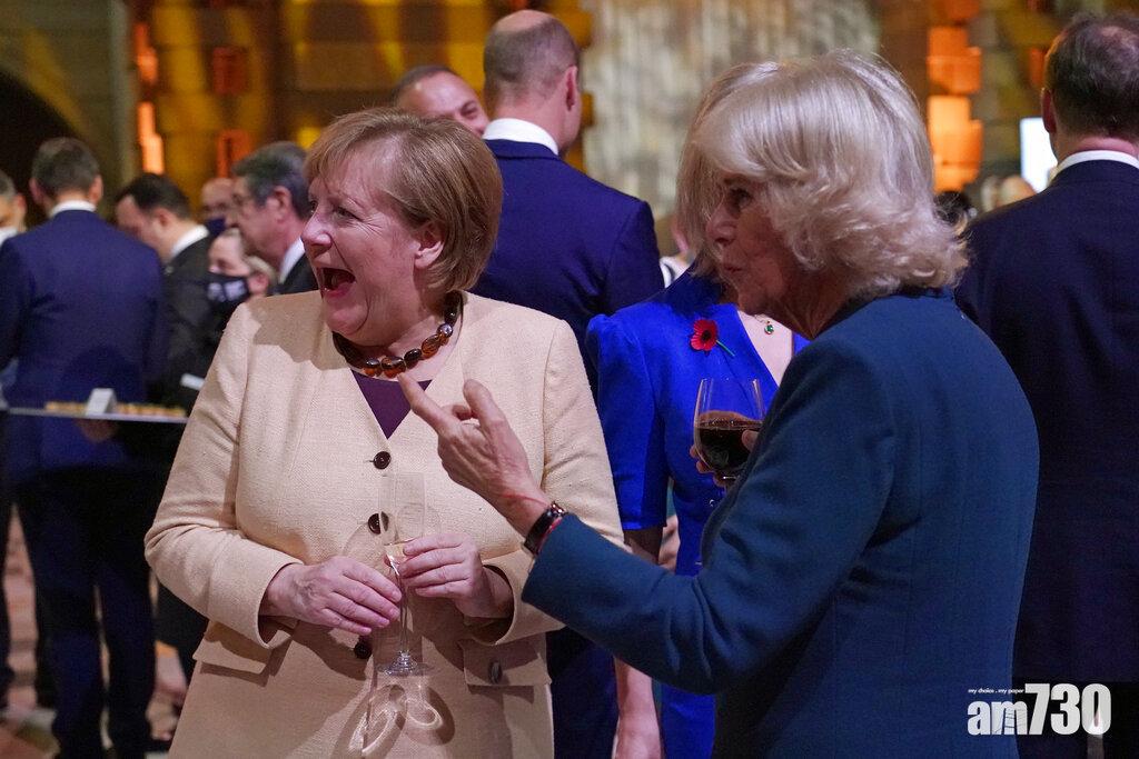 氣候峰會奇怪焦點 卡米拉四圍唱拜登「放響屁」(有片)