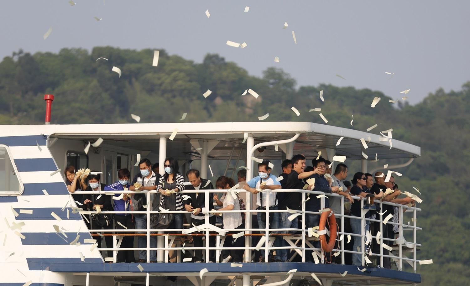 南丫海難家屬批林鄭偽善　質疑司法結案仍未知真相