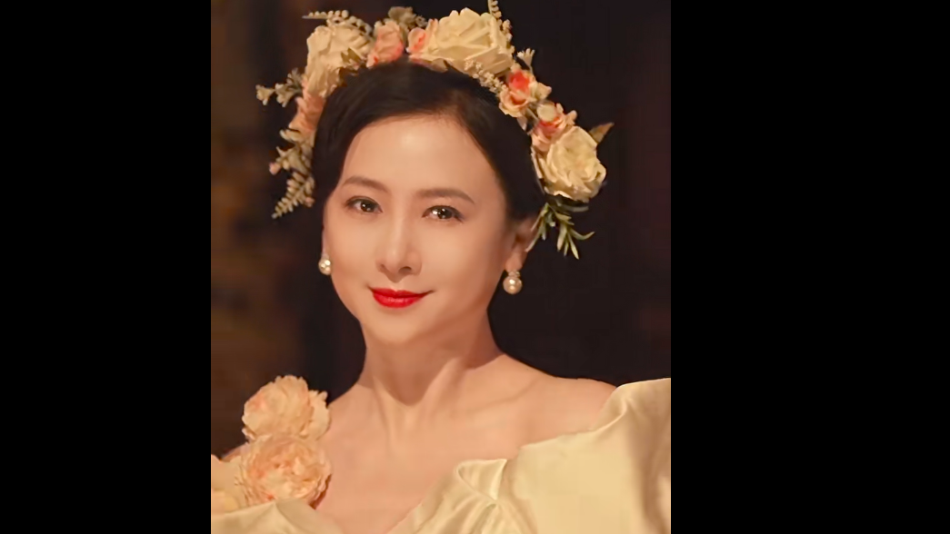 56歲翁虹出土20歲參選亞姐舊片　凍齡有術網民驚嘆：連把聲都keep到