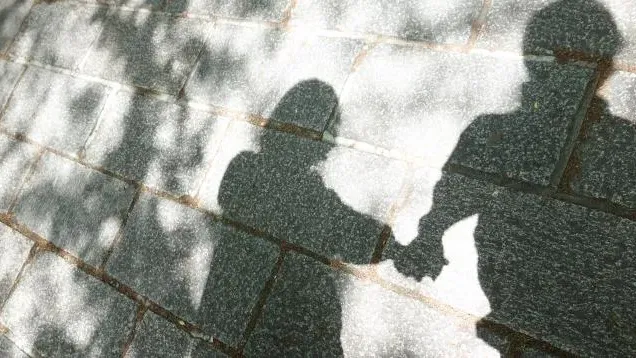 南韓已婚女教師與高中男生不倫戀　幽會竟帶2歲兒子同行