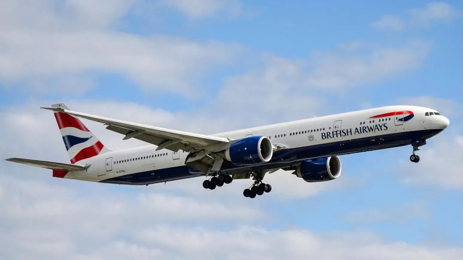 英航因「技術問題」延誤數小時　數千乘客氣炸：完全沒溝通