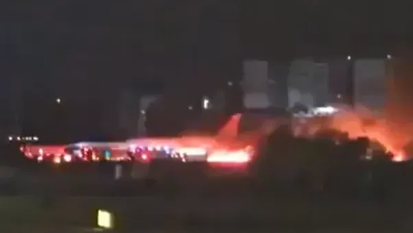 俄羅斯客機降落土耳其「發動機起火」　95人驚魂逃生畫面曝光