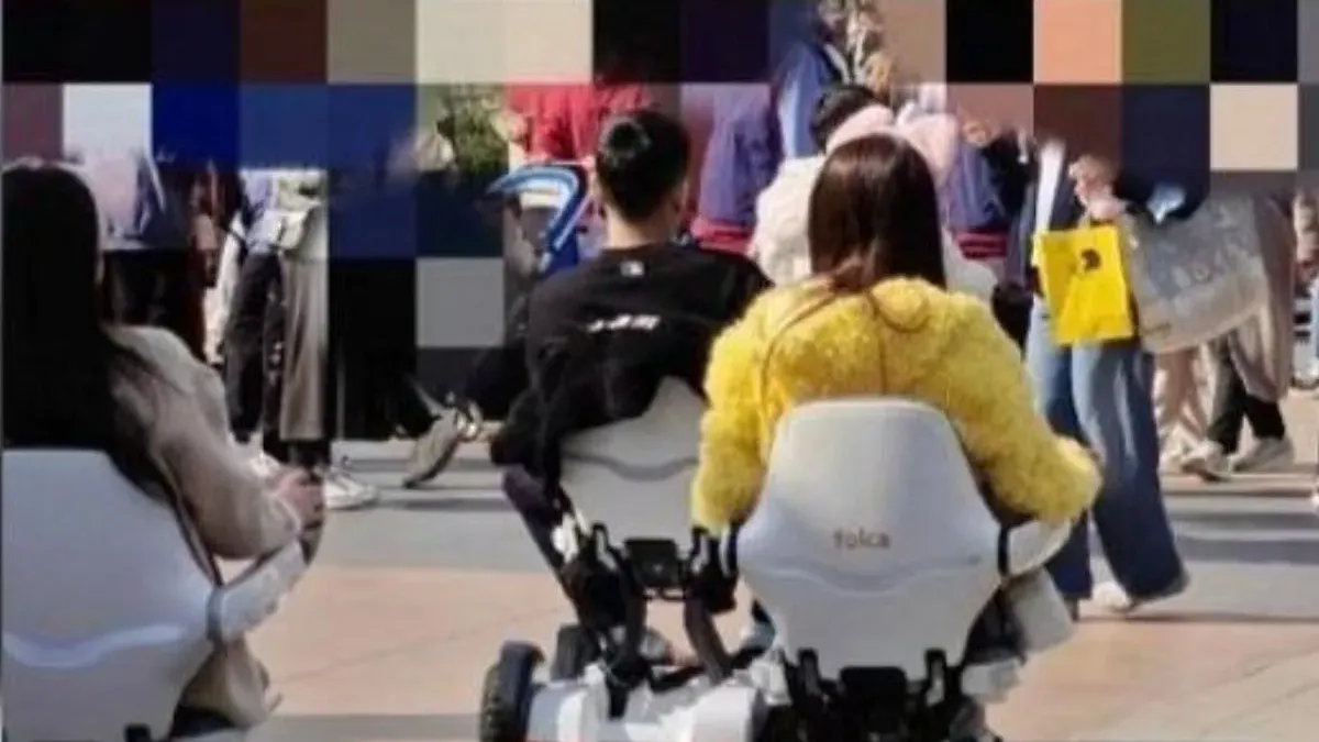 上海迪士尼「電動輪椅」氾濫　年輕人懶走路租輪椅慘變碰碰車場