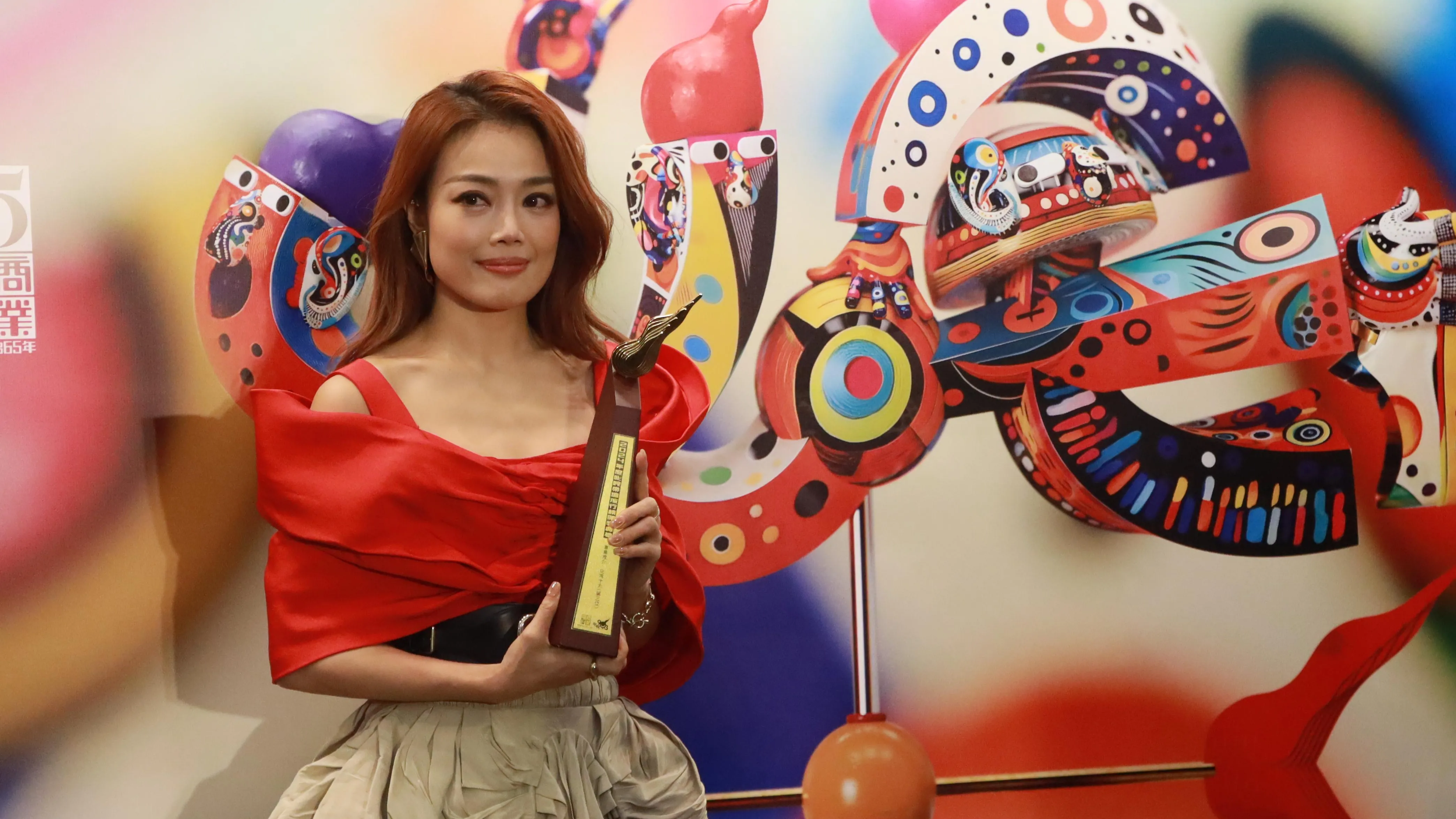 叱咤2024｜容祖兒帶病出席《叱咤》 2025年繼續有新歌 澳門show完畢計劃香港再開 