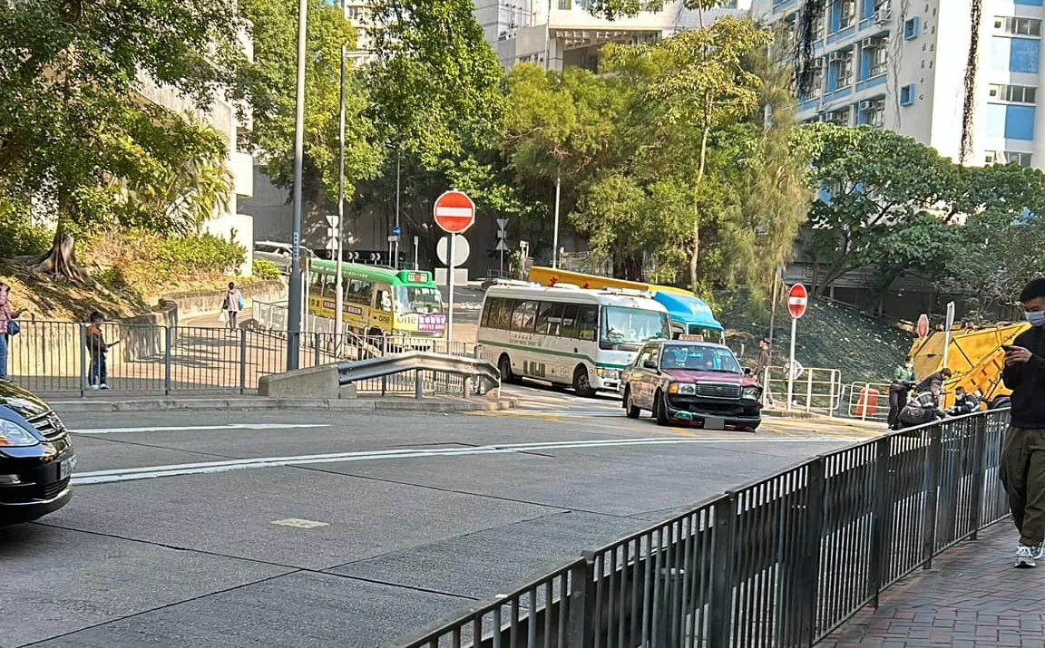 慈雲山發生交通意外。（fb「慈雲山資訊交流」圖片）