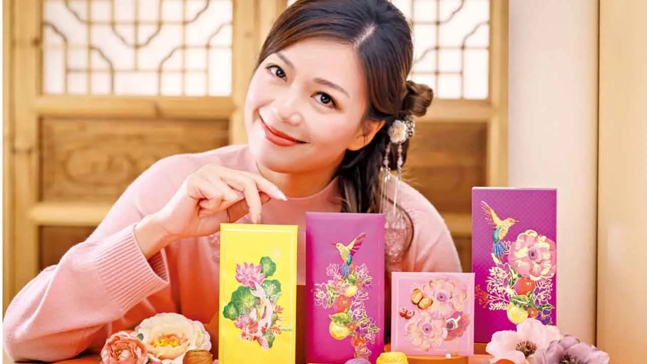 新地五大商場推出限量版「繡」麗盛放刺繡利是封