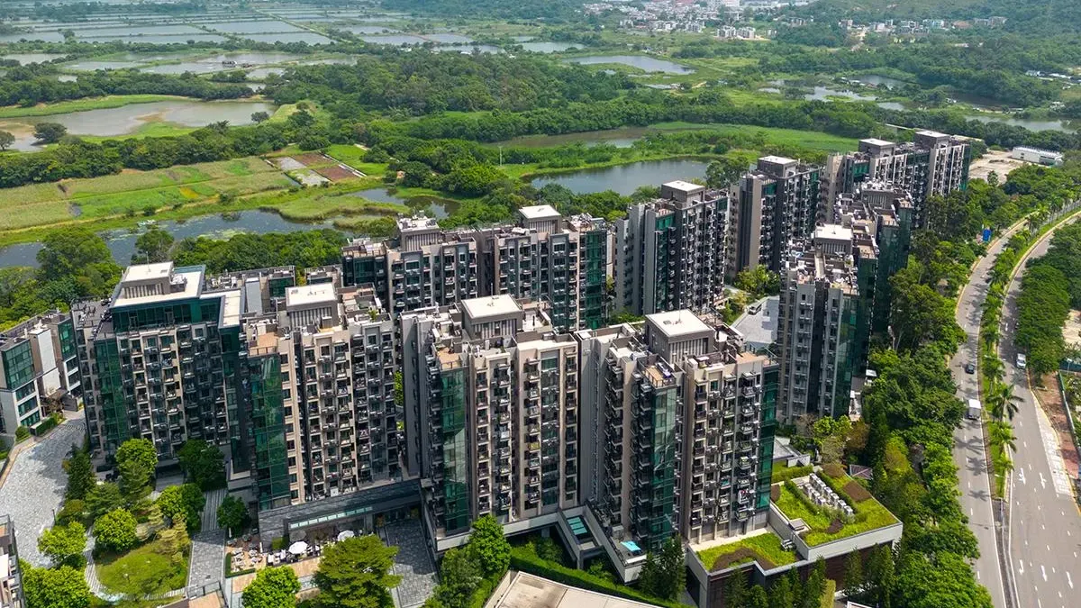 天水圍半新盤Wetland Seasons Park錄套三房連工作間戶蝕讓成交，呎價跌穿1萬元關口。