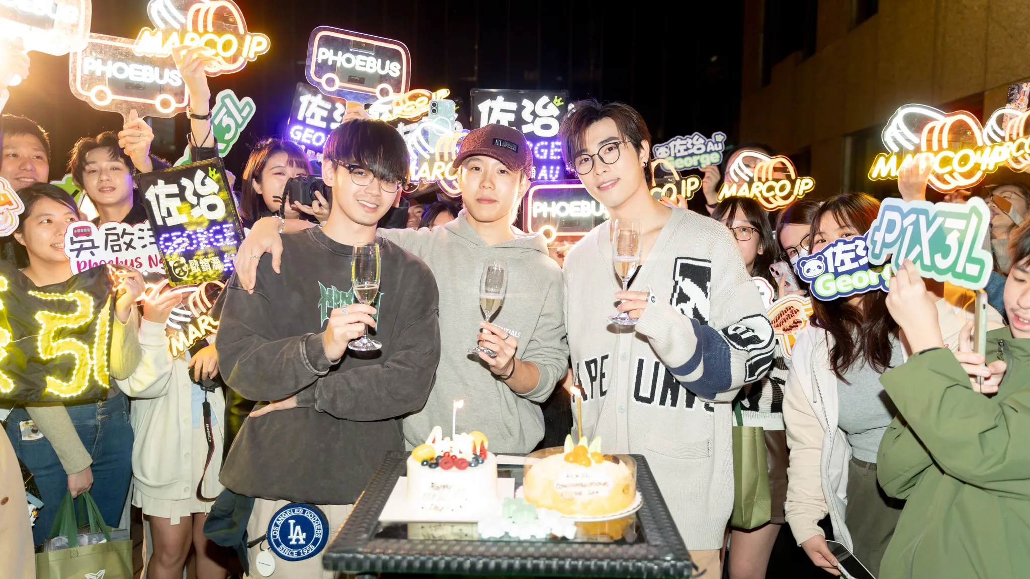 P1X3L出道4周年fans包場慶祝 三子即場簽CD超寵粉