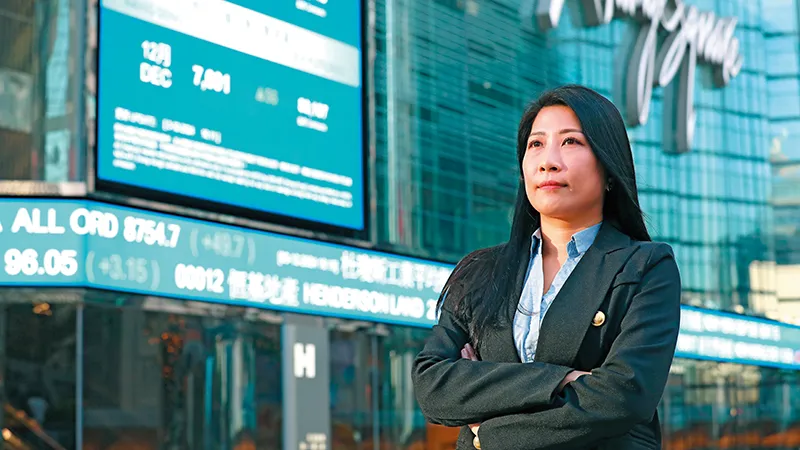 蔡家碧鼓勵市民投考輔警，可擴闊眼界。(《警聲》)