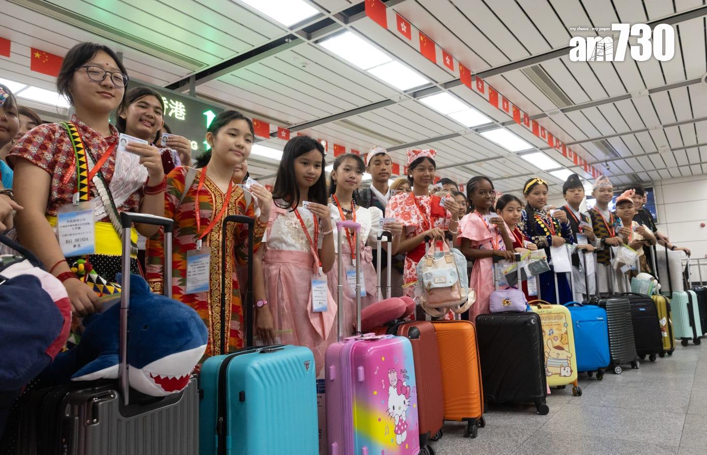 非華裔學生結束大灣區交流團行程   大讚︰過關便捷 (蘇文傑攝)