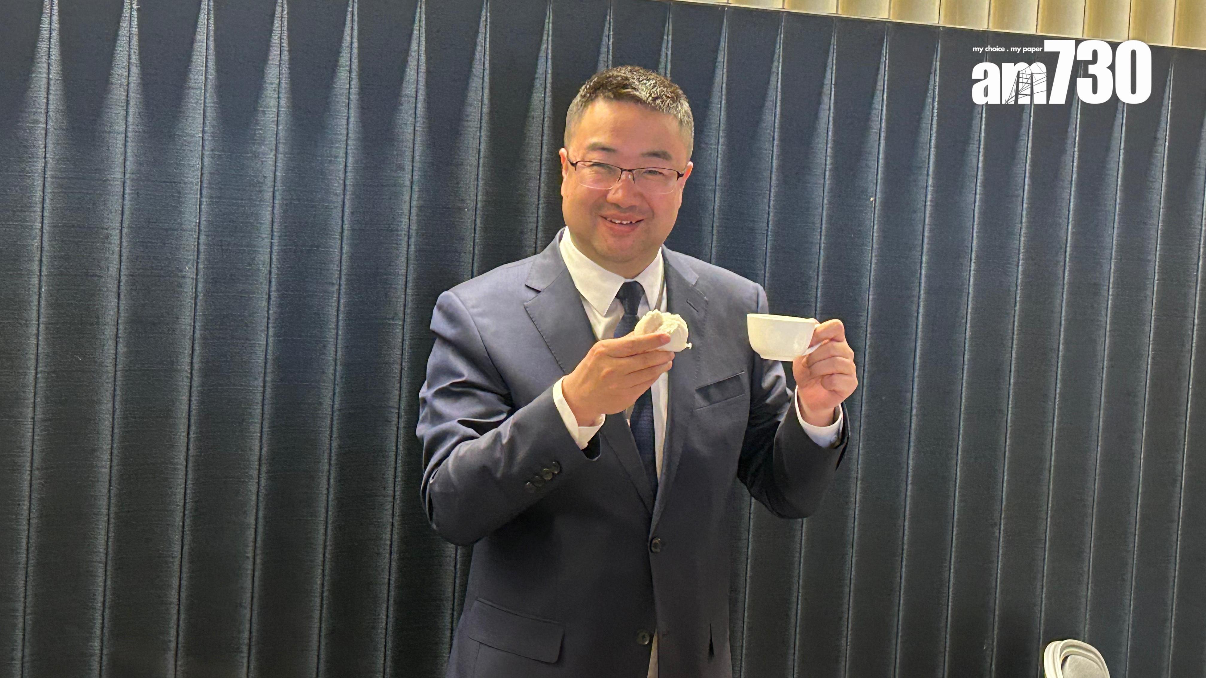 尚海龍頻有搶眼行為，指為議會添趣味「食完主菜食甜品」