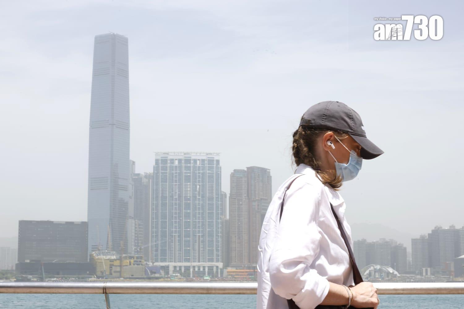 屯門大埔及北區空氣質素健康指數達10+，其餘各區指數亦達9至10。(林俊源攝)