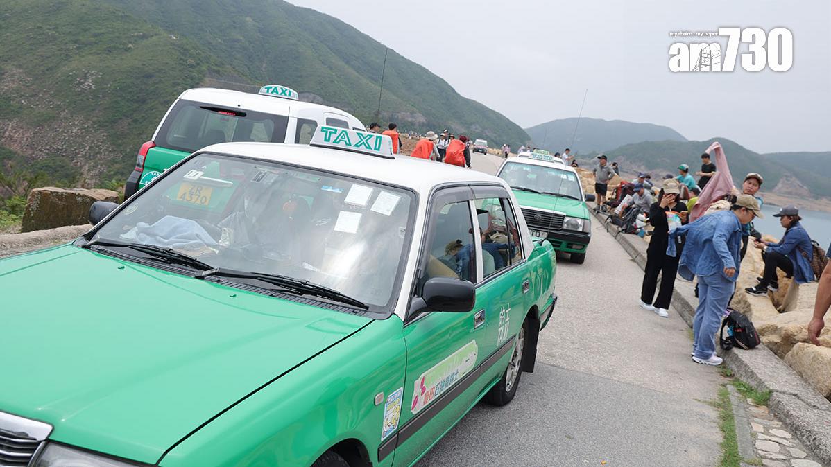 市民和遊客可乘搭的士前往西貢萬宜水庫東壩。(資料圖片／吳康琦攝)