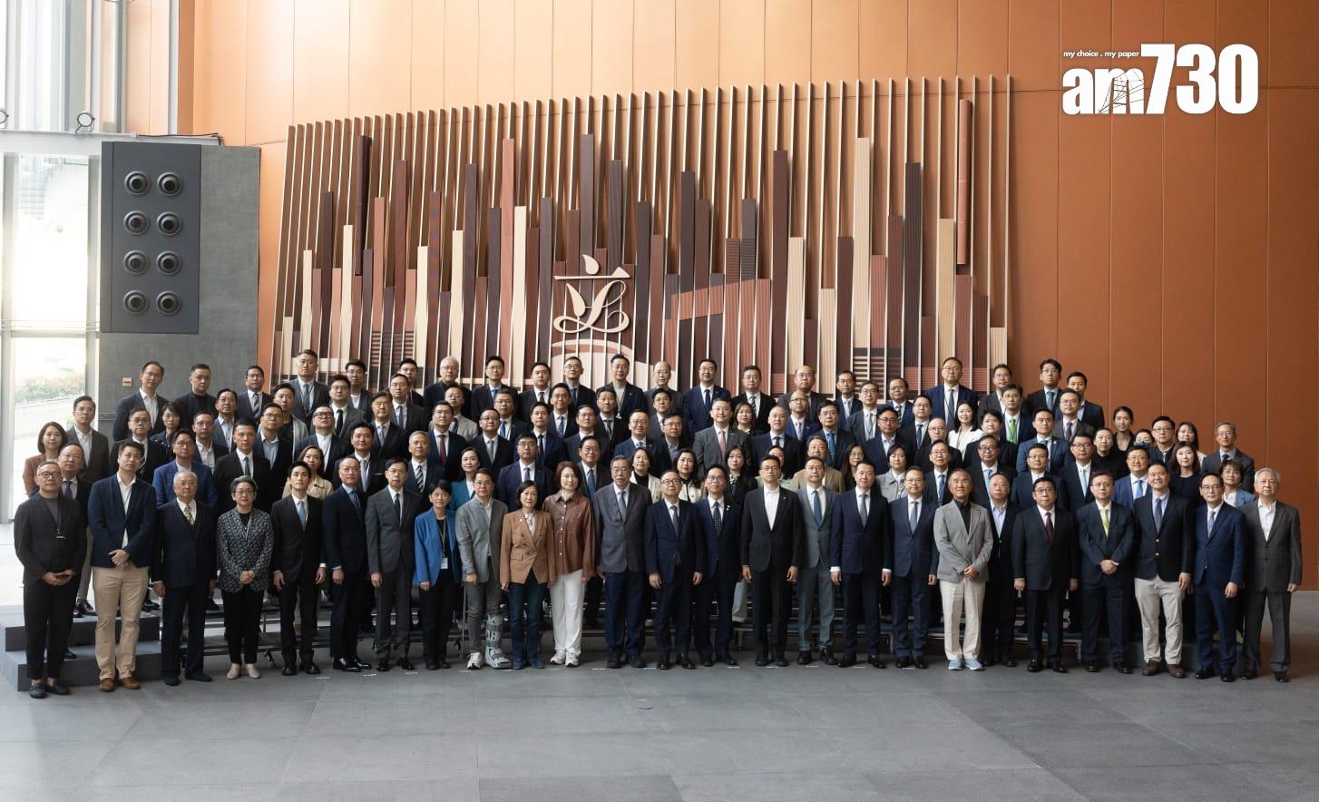 立法會選舉2025|新舊議員齊亮相 梁君彥:議員多交流做到薪火相傳