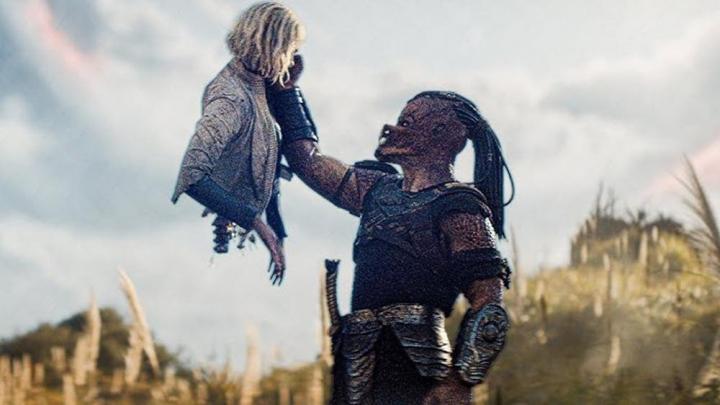 《鐵血戰士 蠻荒廝殺》前所未有地為系列及鐵血戰士這個外星種族注入了的情感。